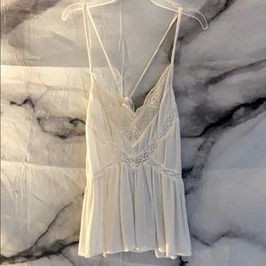 American Eagle white top